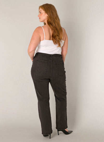 YestA - Base Level Curvy - Yelina hlýrabolur með blúndu
